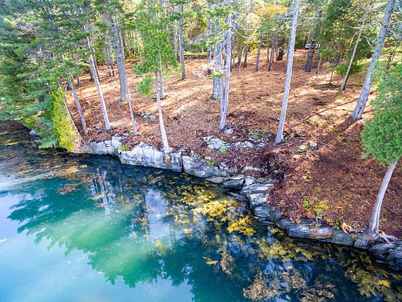3rd image of Seal Ledge Ln