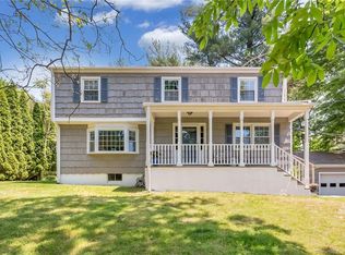 11 Hoyt St, Darien, CT 06820