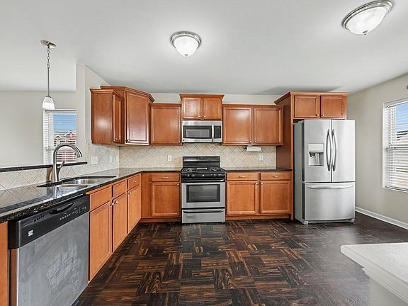 4th image of 9217 Country View Dr