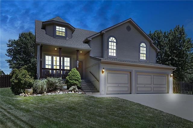 1st image of 8809 N Beaman Ct