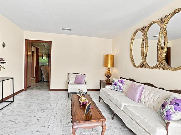 5th image of 509 Wilker Neal Ave