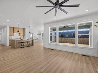 5687 S Snowden Ave, Meridian, ID 83642