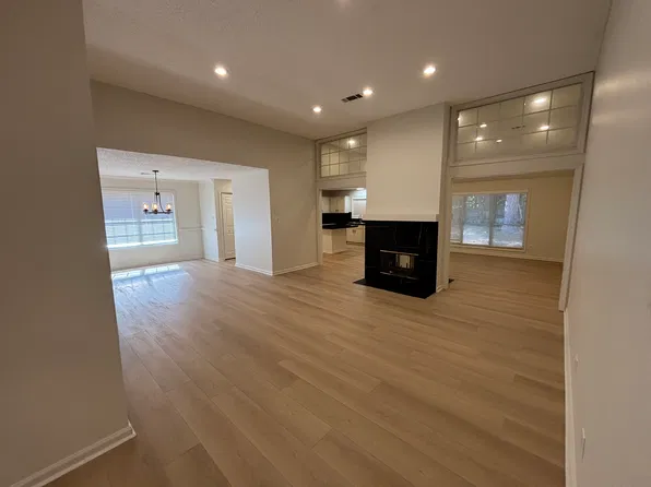 11180 Amy Frances Ln, Johns Creek, GA 30022