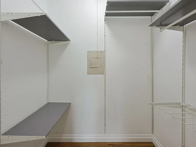 620 E Lexington Ave #16 — Photo 20