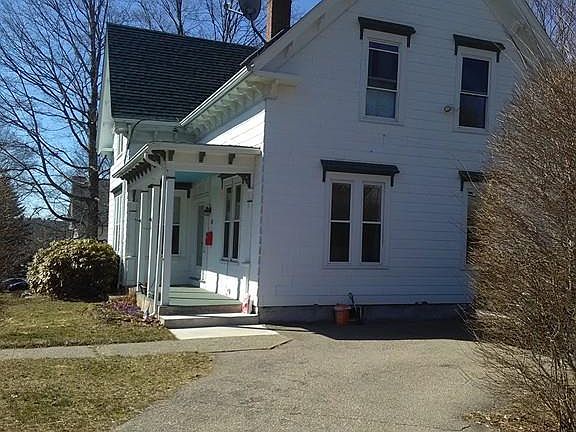 2nd image of 34 E Bacon St