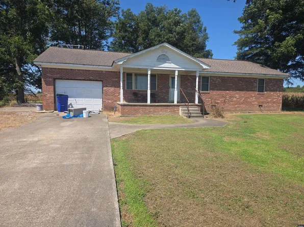 1352 Travis Chapel Rd, Dresden, TN 38225