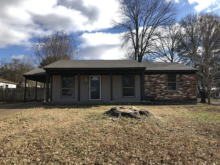 7510 Rockingham Dr — Photo 1