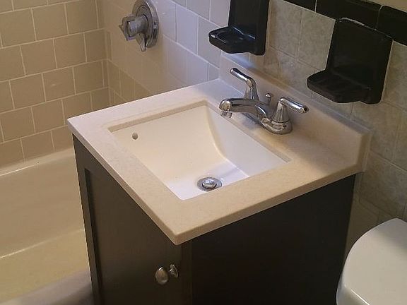 landlord_unit_photo_10320589_1