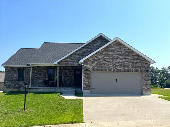 1202 Primrose Ct, Saint James, MO 65559