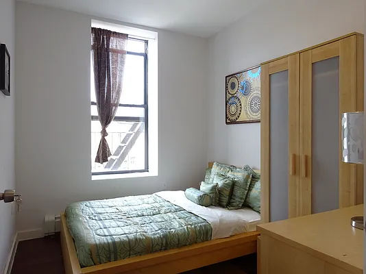 Rented by Portman Realty Corp | media 61