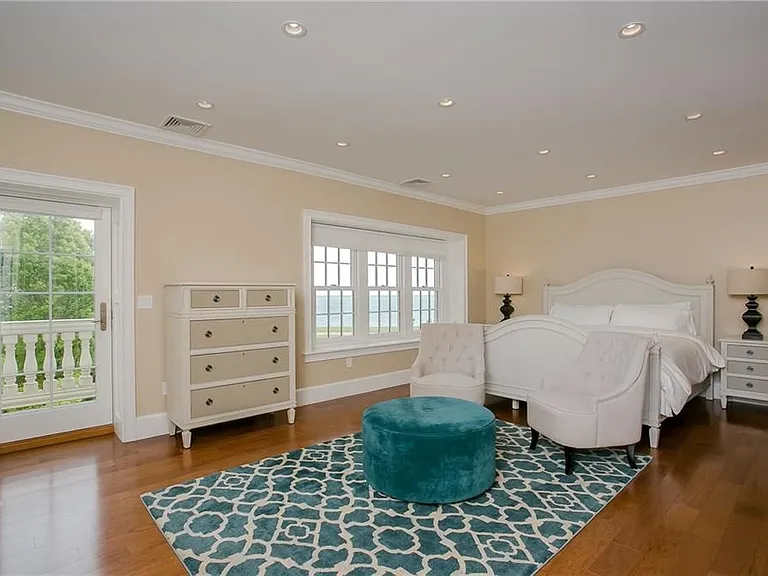 241 Ruggles Ave #B — Photo 11