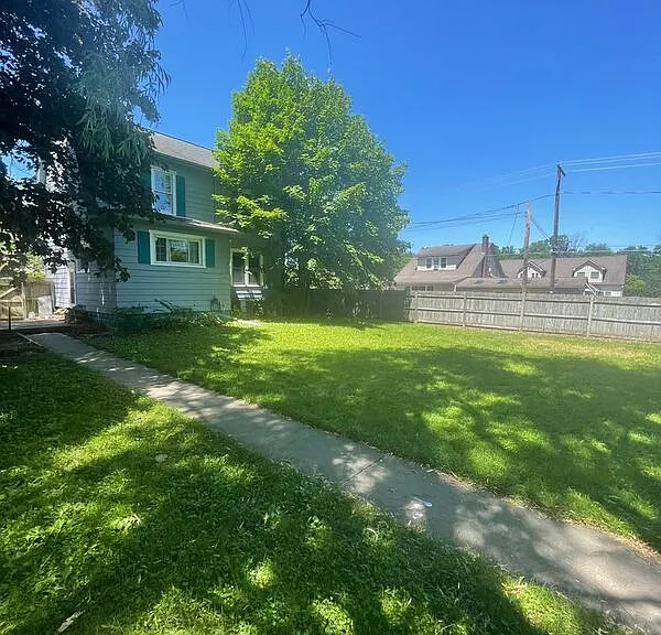 528 Lindbergh Ave — Photo 21