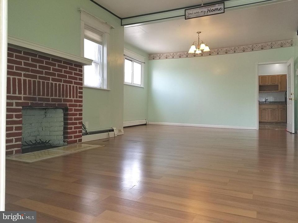 1st image of 2241 Knorr St