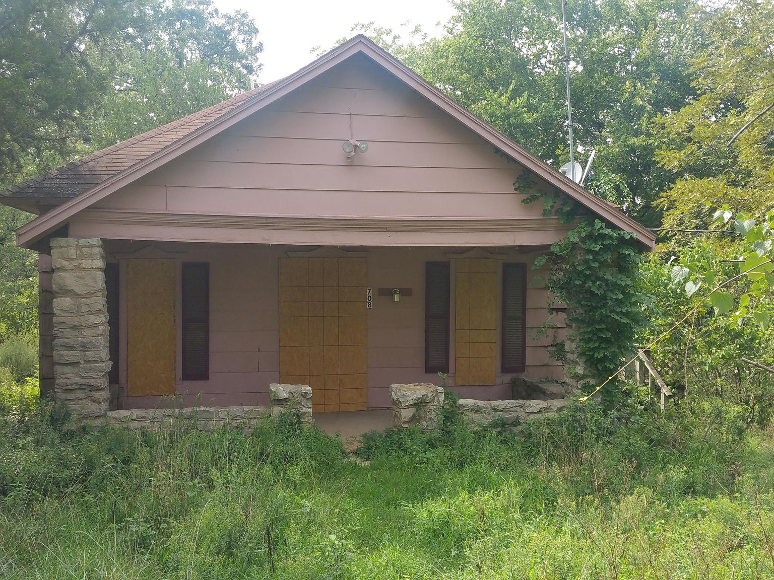 708 S Jordan St, Jerico Springs, MO 64756 Zillow