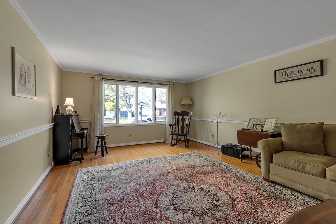 next background image