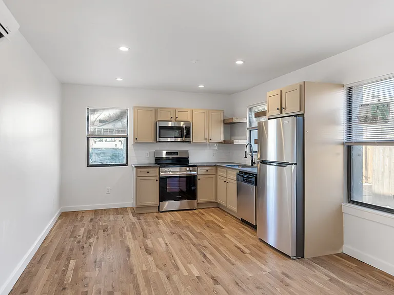 3107 N Walker Ave #B — Photo 1