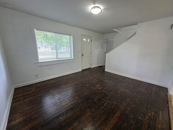 4th image of 1597 Koebel Rd