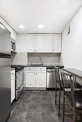 Sold by Halstead Real Estate | media 6