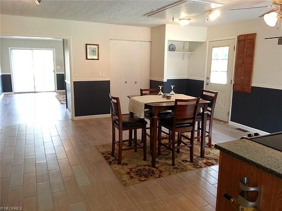 5th image of 224 Jananna Dr