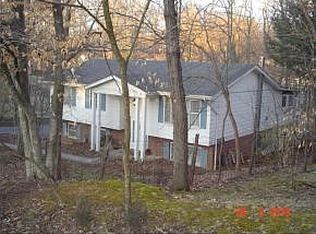 241 Edgefield Rd, Bristol, TN 37620