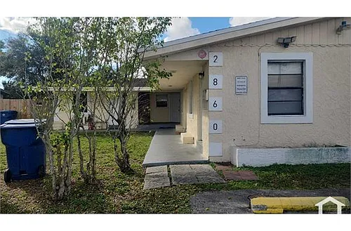 2860 SW 1st St #1 Photo 1