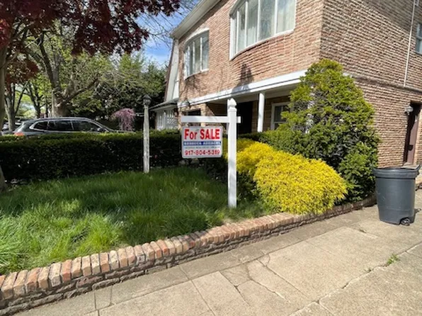 3557 Bedford Avenue image 17 of 18