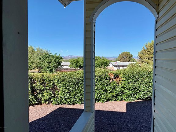 3rd image of 1140 S Pioneer Dr