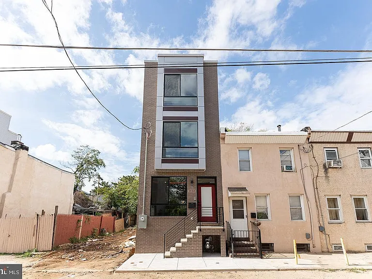 2127 N Randolph St — Photo 21