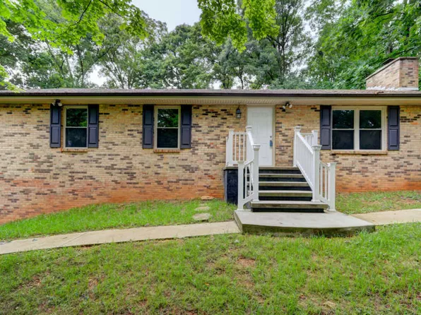 323 Seymour Hgts Dr, Seymour, TN 37865