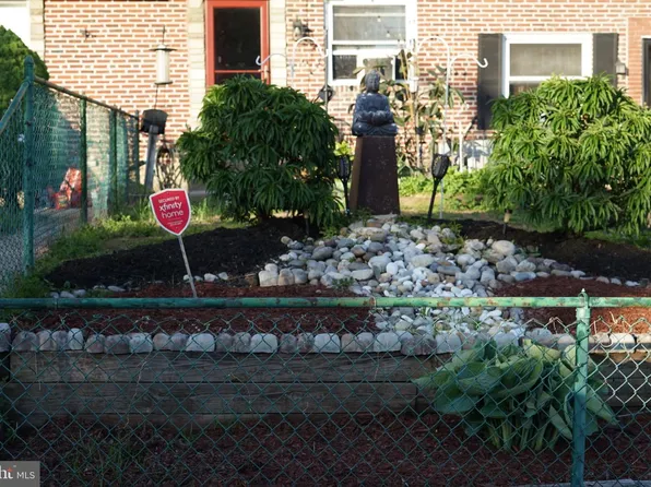 735 Grant Rd, Folcroft, PA 19032