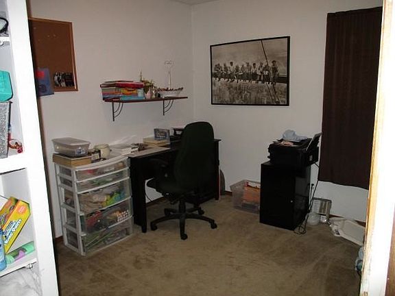 5th image of 201 W Fulliam Ave