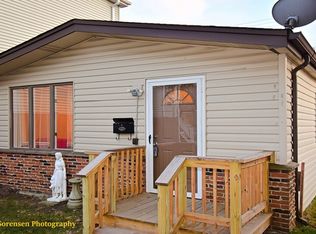 5907 W Leland Ave, Chicago, IL 60630