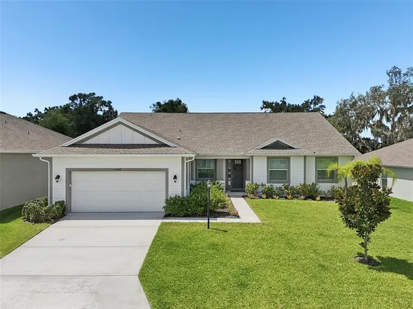 1047 Woodland Oaks Dr, Lakeland, FL 33813