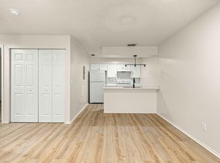 5305 SE 28th Ln APT D, Ocala, FL 34480