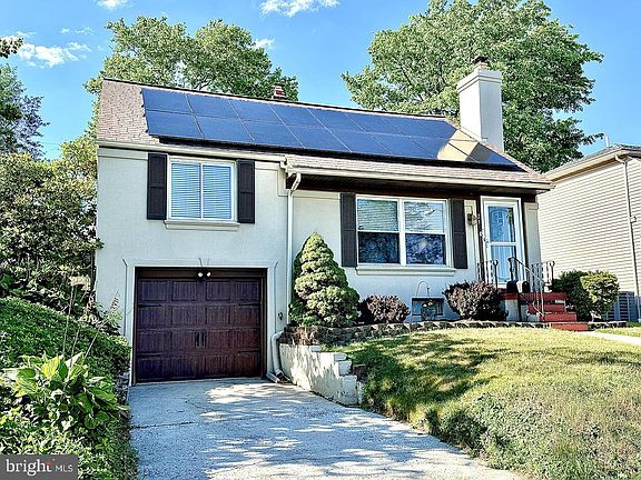 2nd image of 23 Margaret Dr