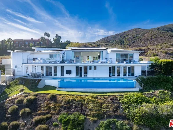 28405 Via Acero St, Malibu, CA 90265