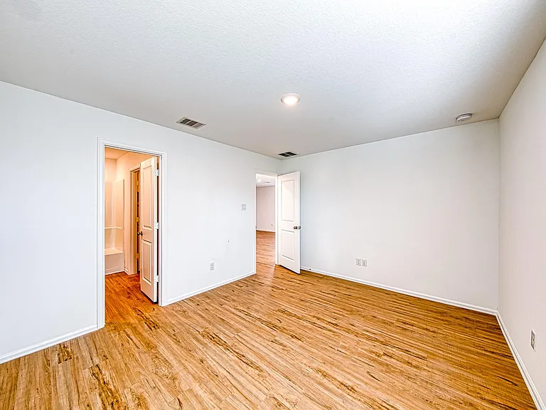 14418 Woodcott Warren Way — Photo 16