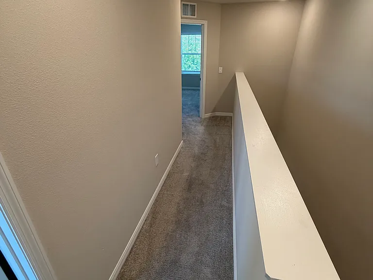 5044 Caspian St — Photo 10