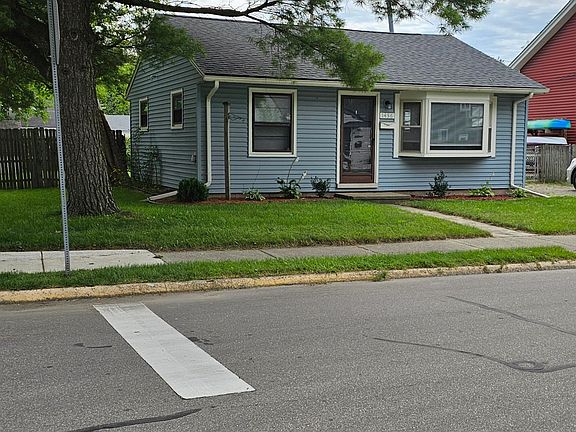 2nd image of 1436 E Cambourne St