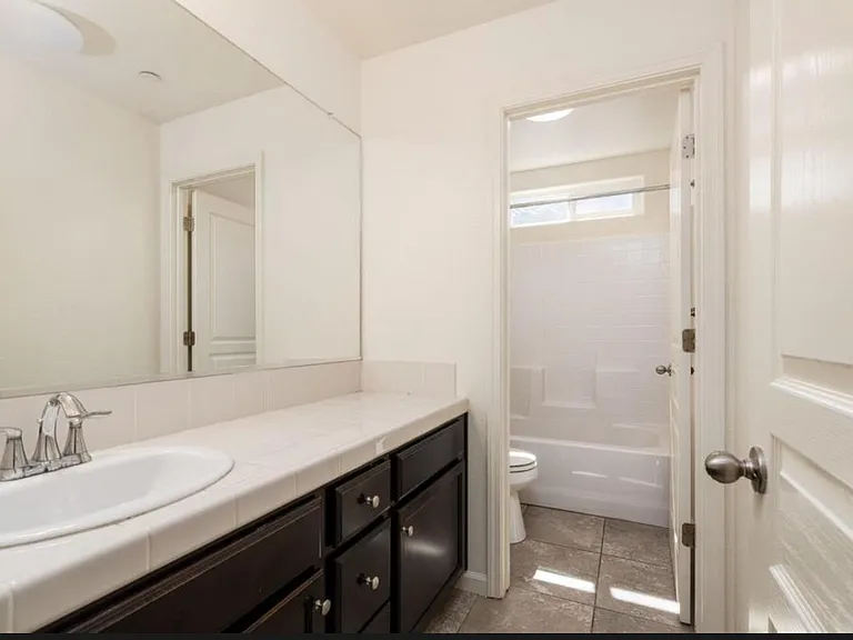 6135 E Bishop Ln — Photo 18