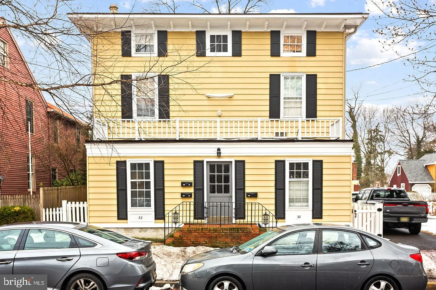 3 bed, 1.5 bath, 1391 sqft, $3,000 — Photo 1