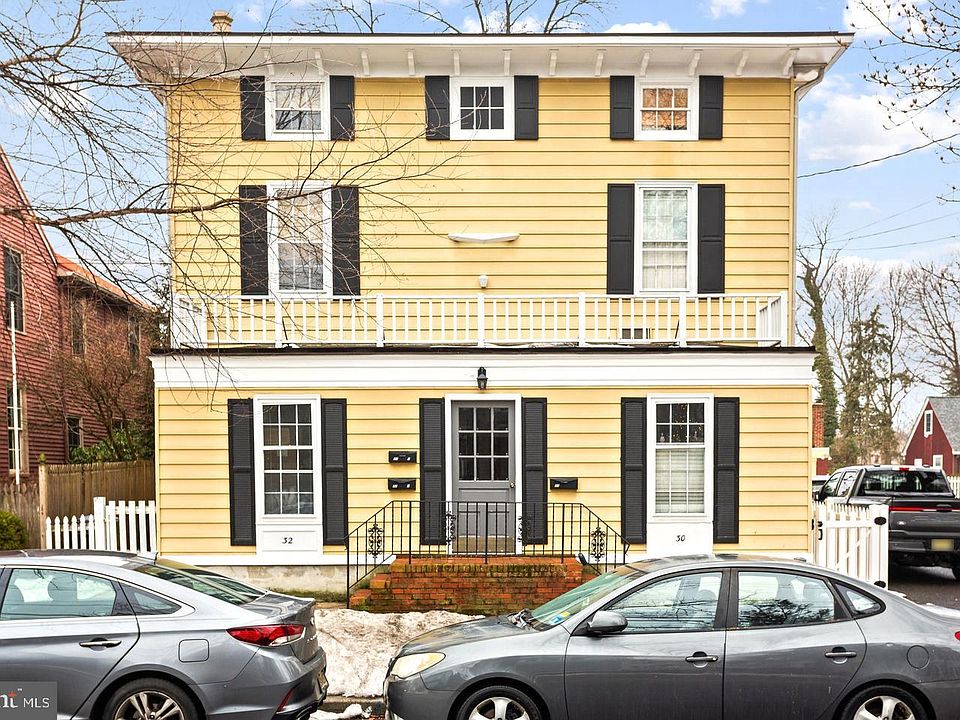 1st image of 30 Potter St