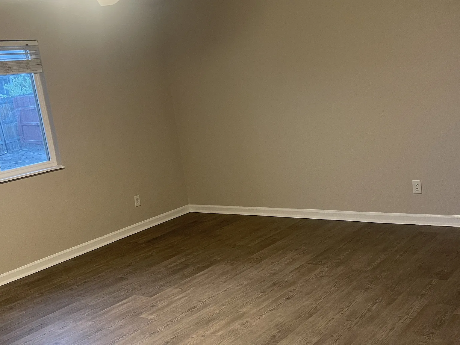 4 bed, 2717 sqft, $2,800 — Photo 3