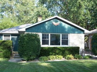 5809 Webster St, Downers Grove, IL 60516