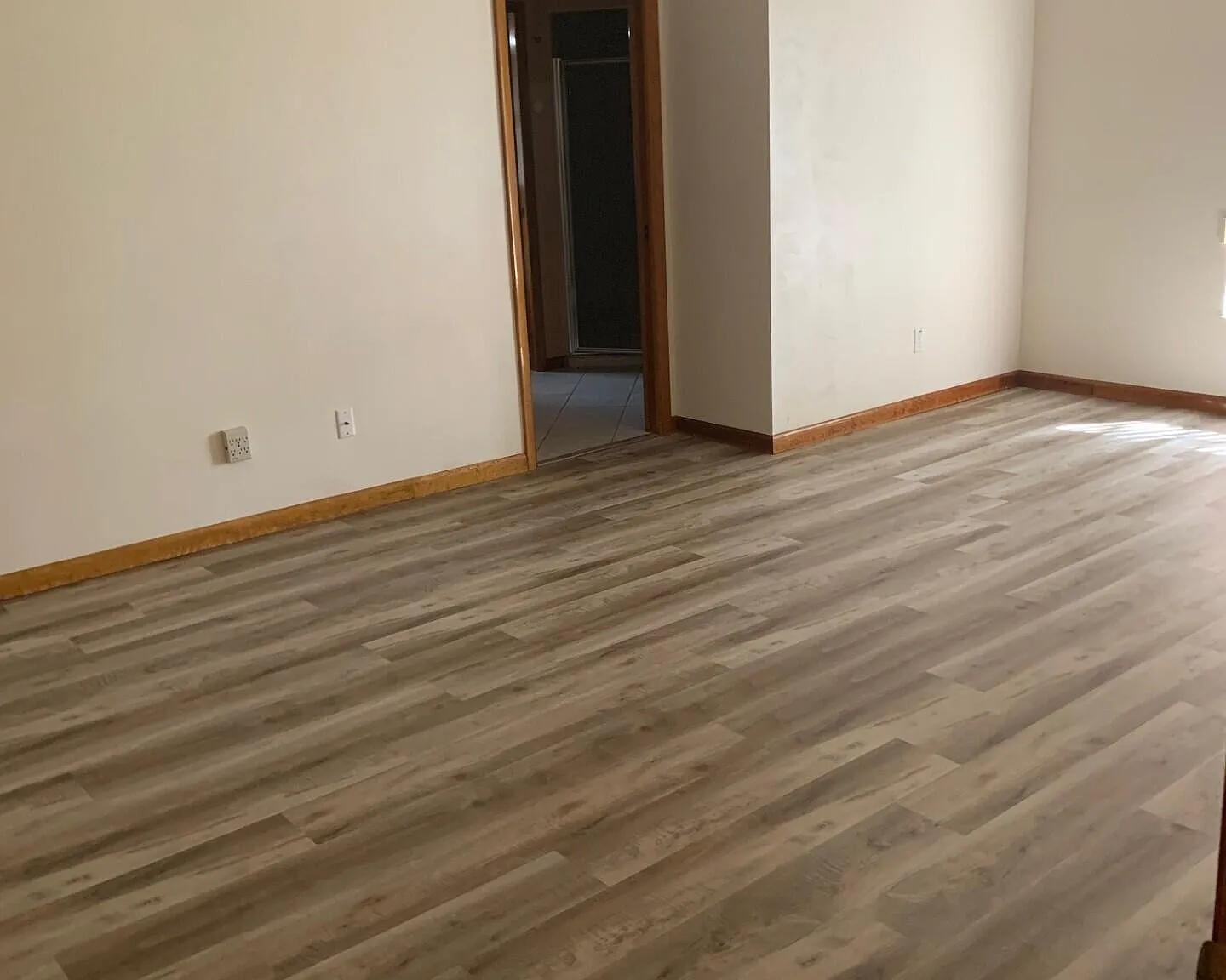 3 bed, 2.0 bath, 1946 sqft, $2,300 — Photo 4