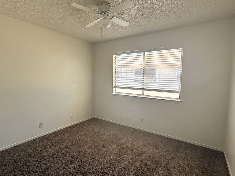 2694 W Fairmont Ave #101 — Photo 5