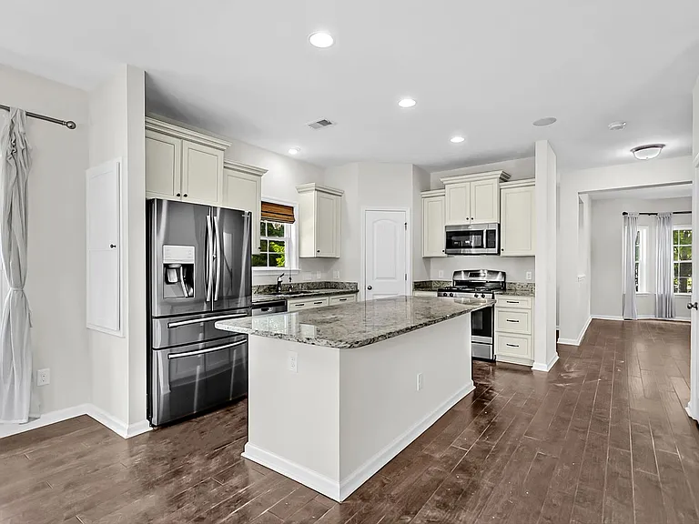 1718 Emmets Rd — Photo 21