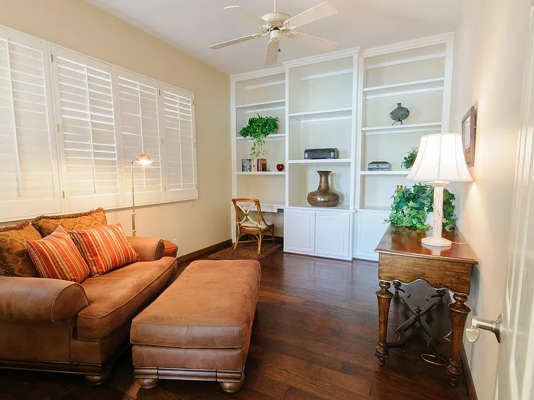 spacious den/office