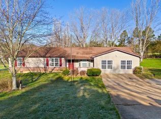 8763 Old Lemay Ferry Rd, Hillsboro, MO 63050