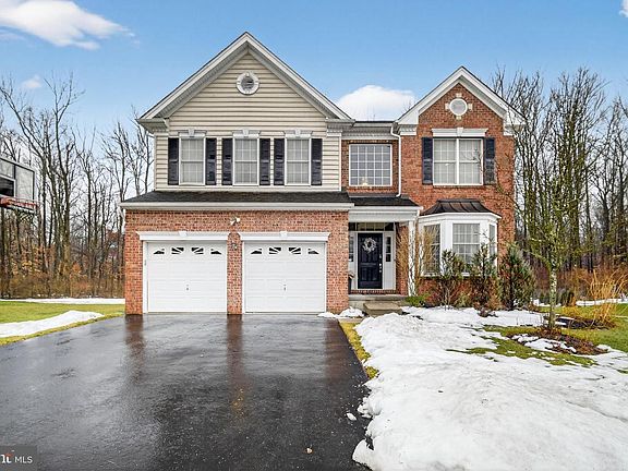 2nd image of 77 Caleb Ln